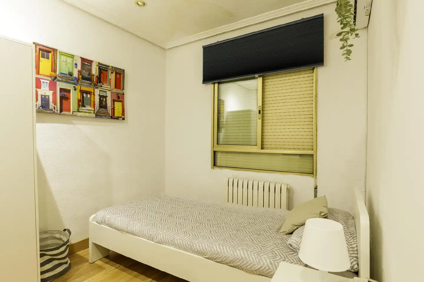 Habitación de Piso en venta en Zaragoza