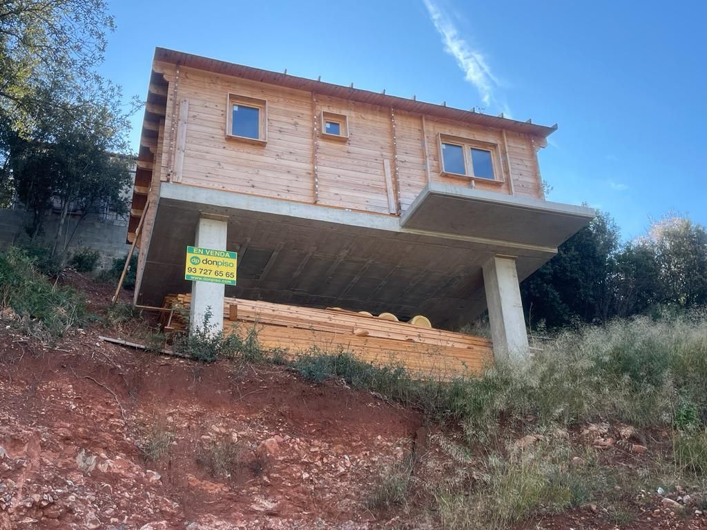 Exterior view of House or chalet for sale in Castellar del Vallès  with Heating and Balcony