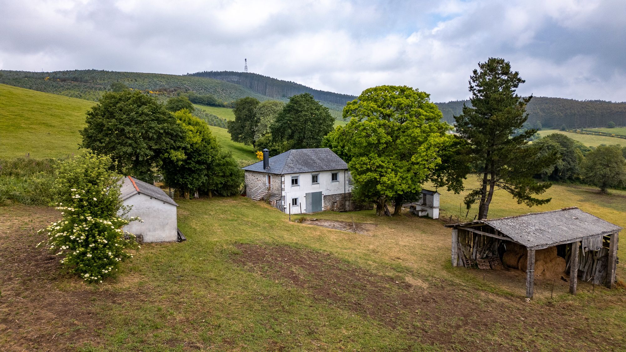 Country house for sale in Friol  with Furnished
