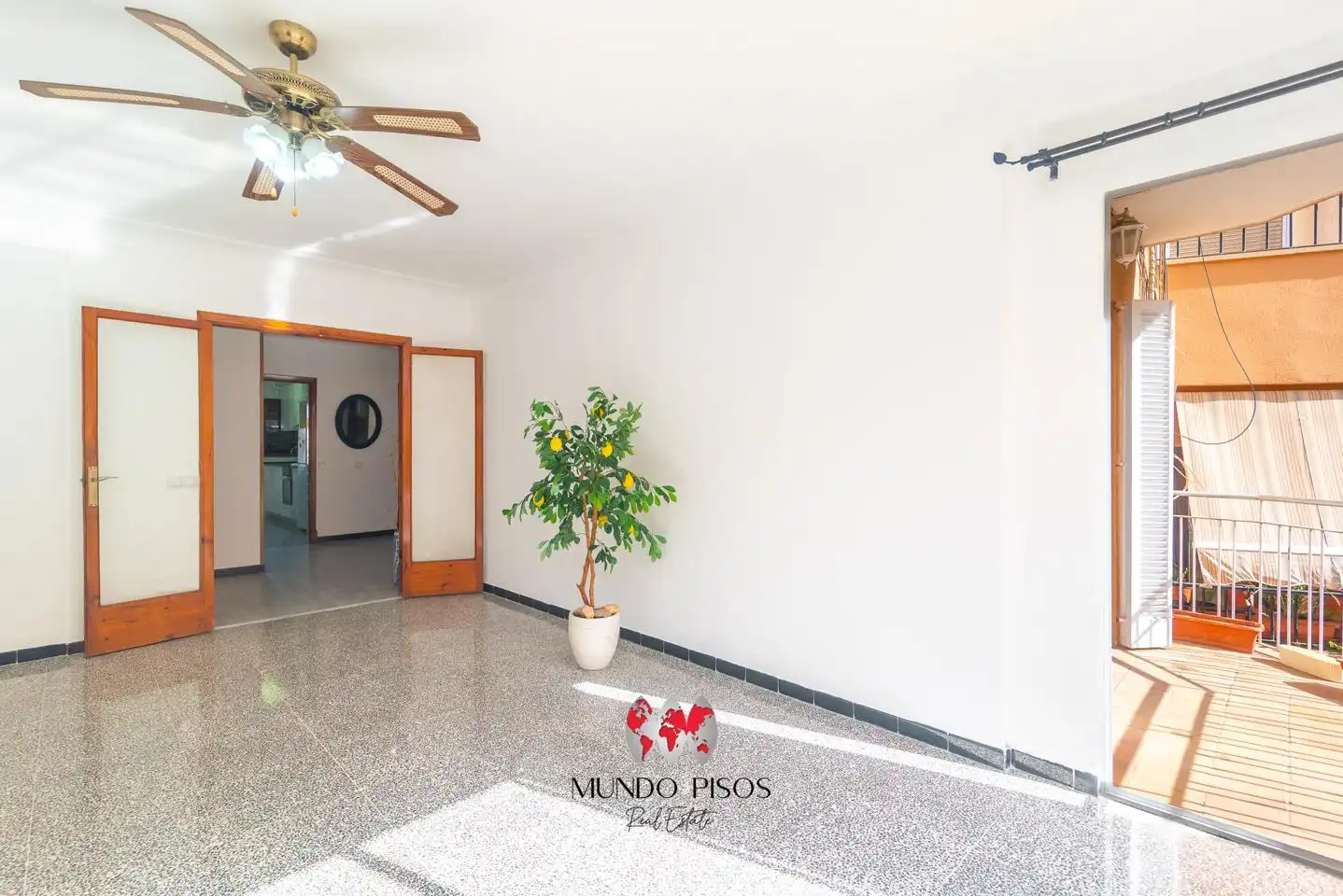 Sala d'estar de Pis en venda en  Palma de Mallorca amb Terrassa