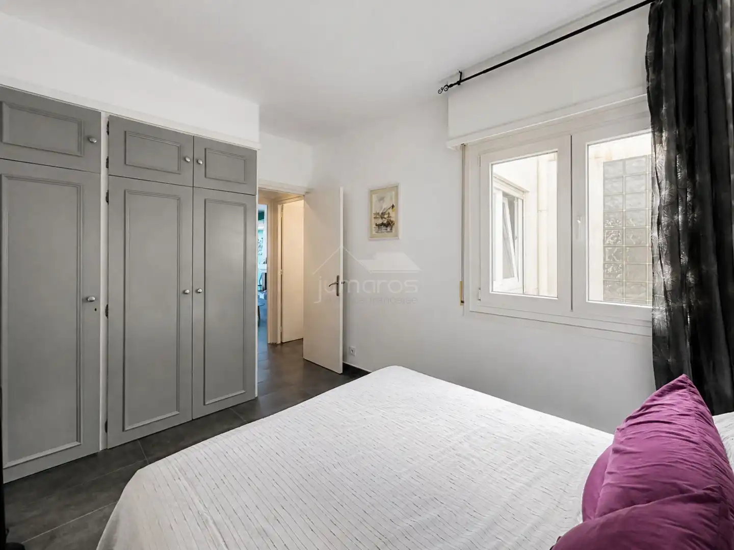 Schlafzimmer von Wohnung zum Verkauf in Empuriabrava mit Klimaanlage, Heizung und Terrasse