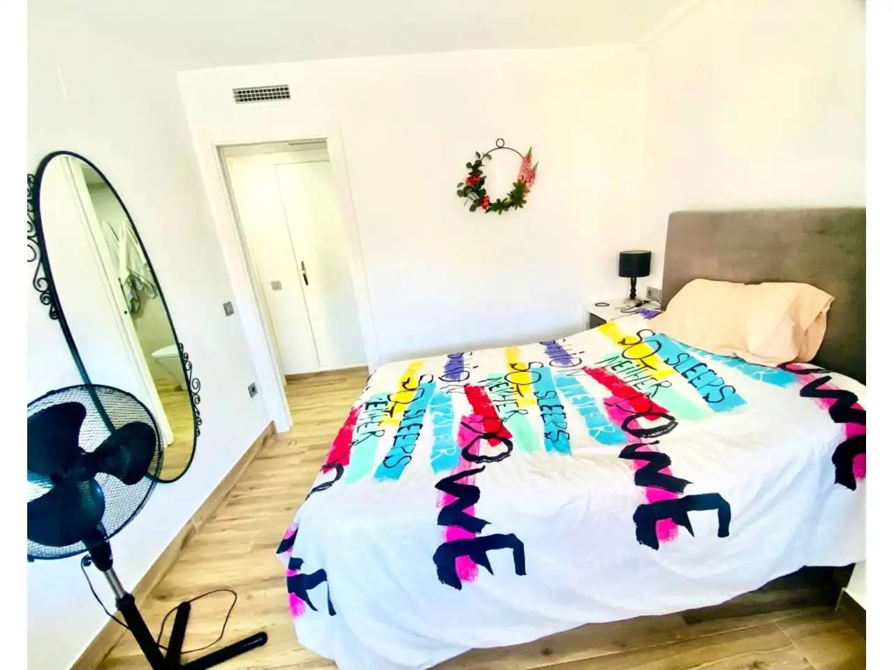 Bedroom of Flat for rent in Rincón de la Victoria  with Air Conditioner, Heating and Parquet flooring
