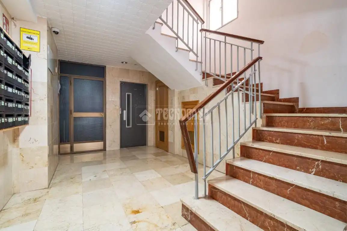 Flat for sale in Granada  with Terrace and Balcony