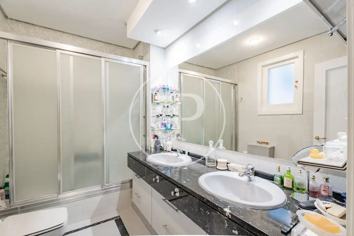 Baño de Piso en venta en Madrid con Aire acondicionado, Calefacción y Balcón