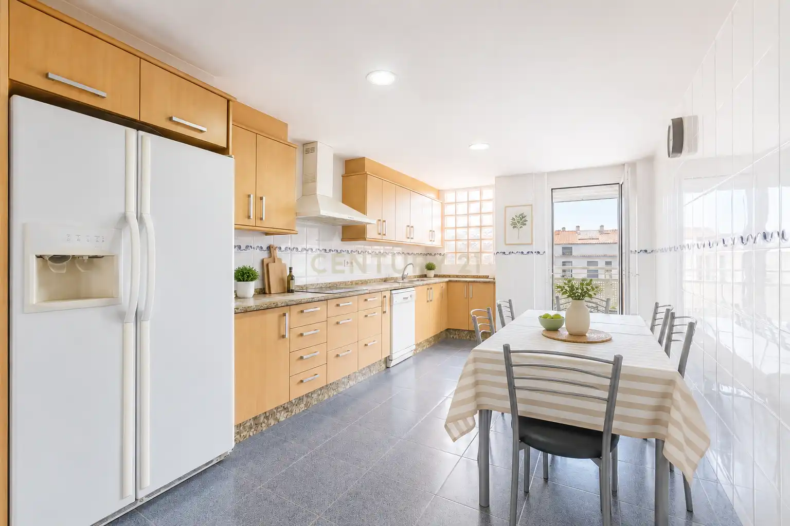 Cuina de Apartament en venda en Vila-real amb Aire condicionat