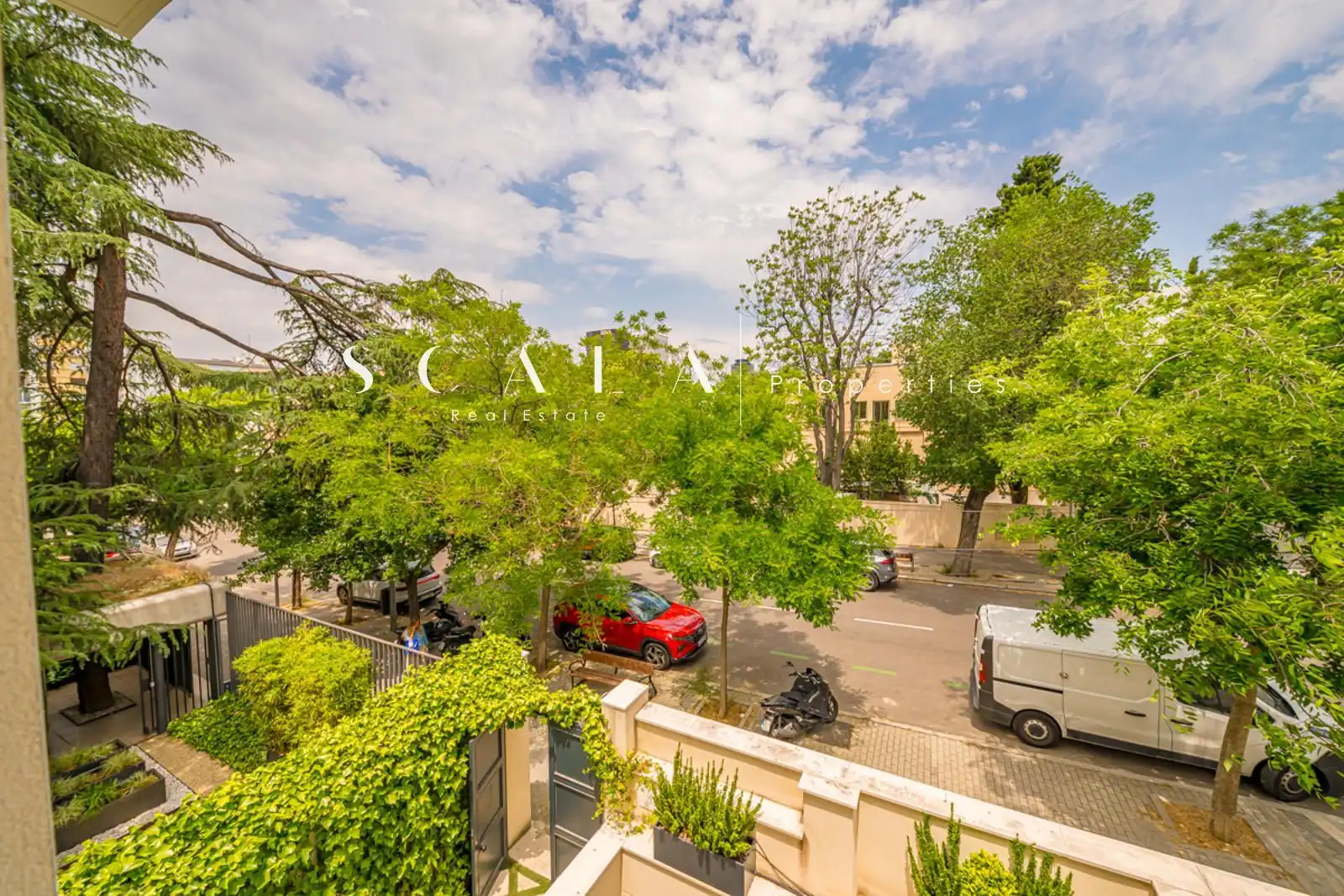 Vista exterior de Dúplex de lloguer en Madrid amb Aire condicionat, Calefacció i Jardí privat