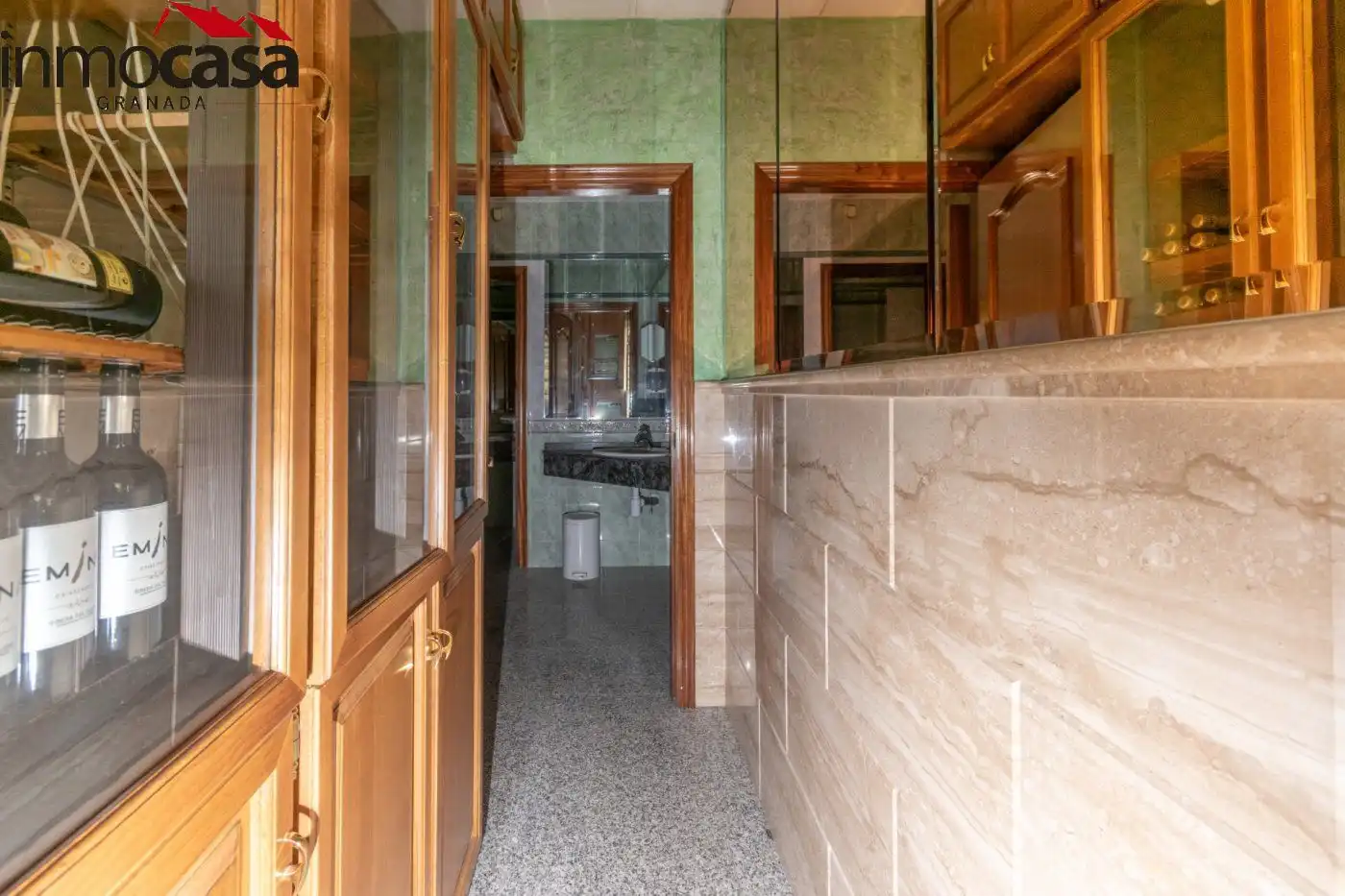 Commercial properties for sale in Granada  with Air Conditioner and Furnished