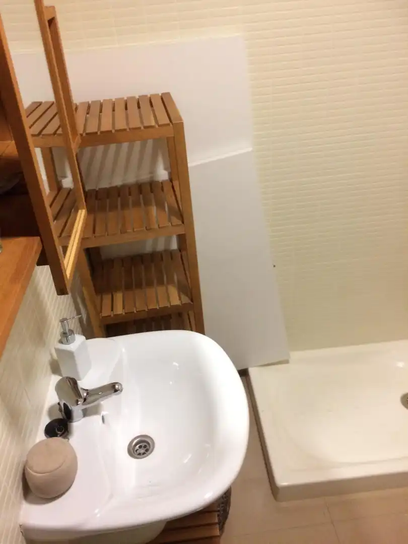 Baño de Apartamento en venta en Badajoz con Aire acondicionado, Jardín privado y Amueblado