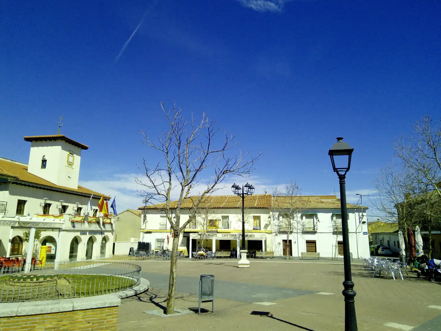Vista exterior de Casa o xalet de lloguer en Sevilla la Nueva amb Aire condicionat, Calefacció i Terrassa