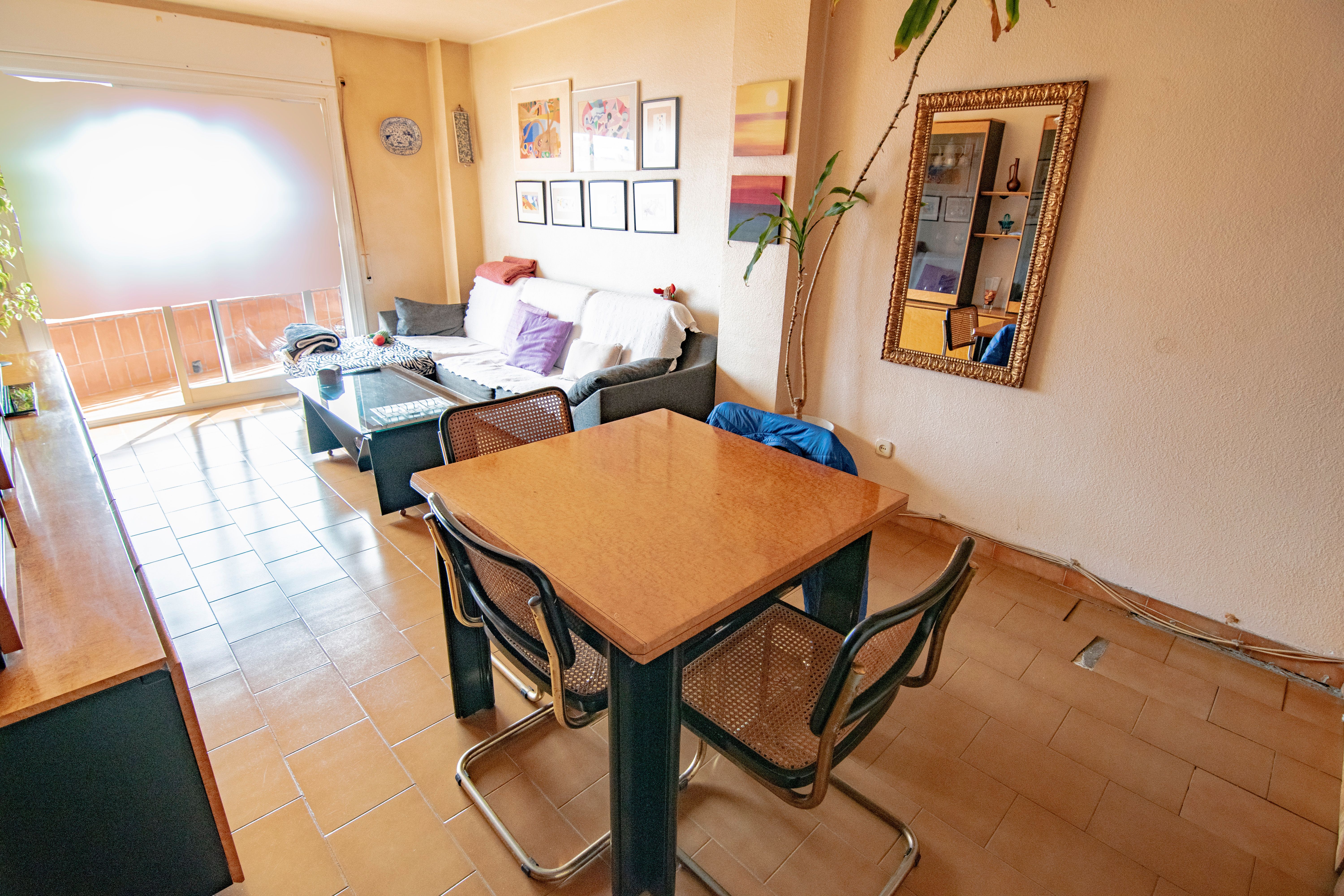 Comedor de Piso en venta en  Barcelona Capital con Calefacción