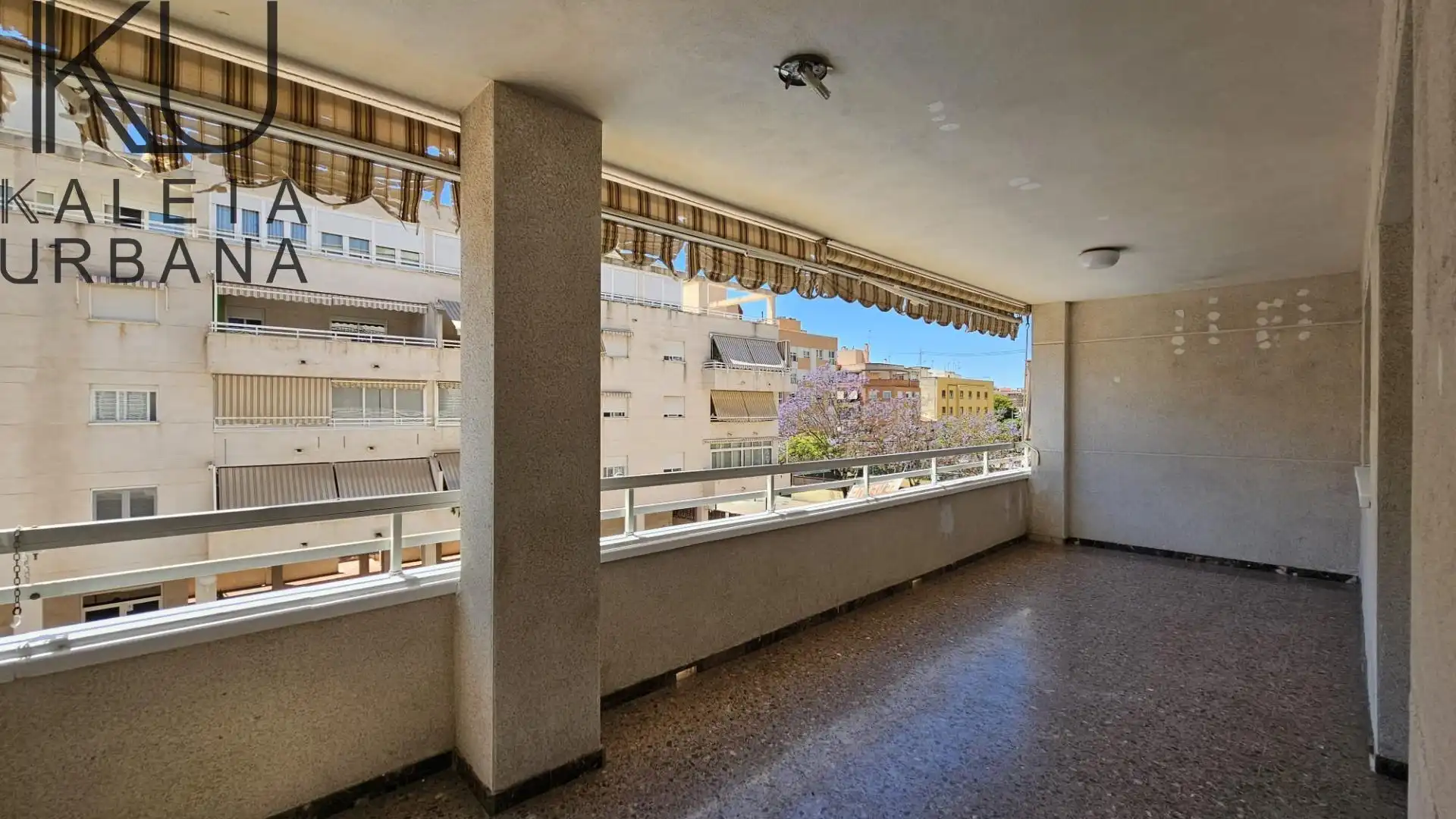 Terraza de Piso en venta en Alicante / Alacant con Aire acondicionado, Terraza y Balcón