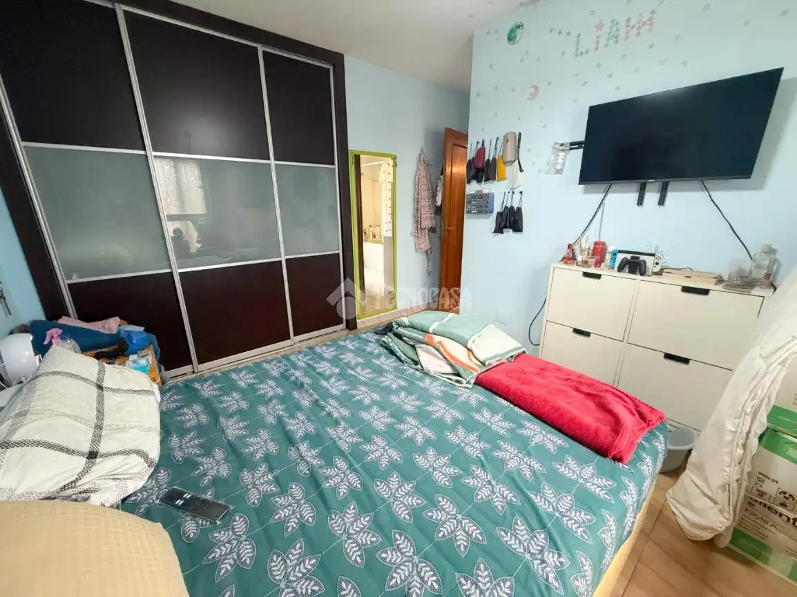 Habitación de Piso en venta en Collado Villalba con Calefacción, Terraza y Piscina comunitaria