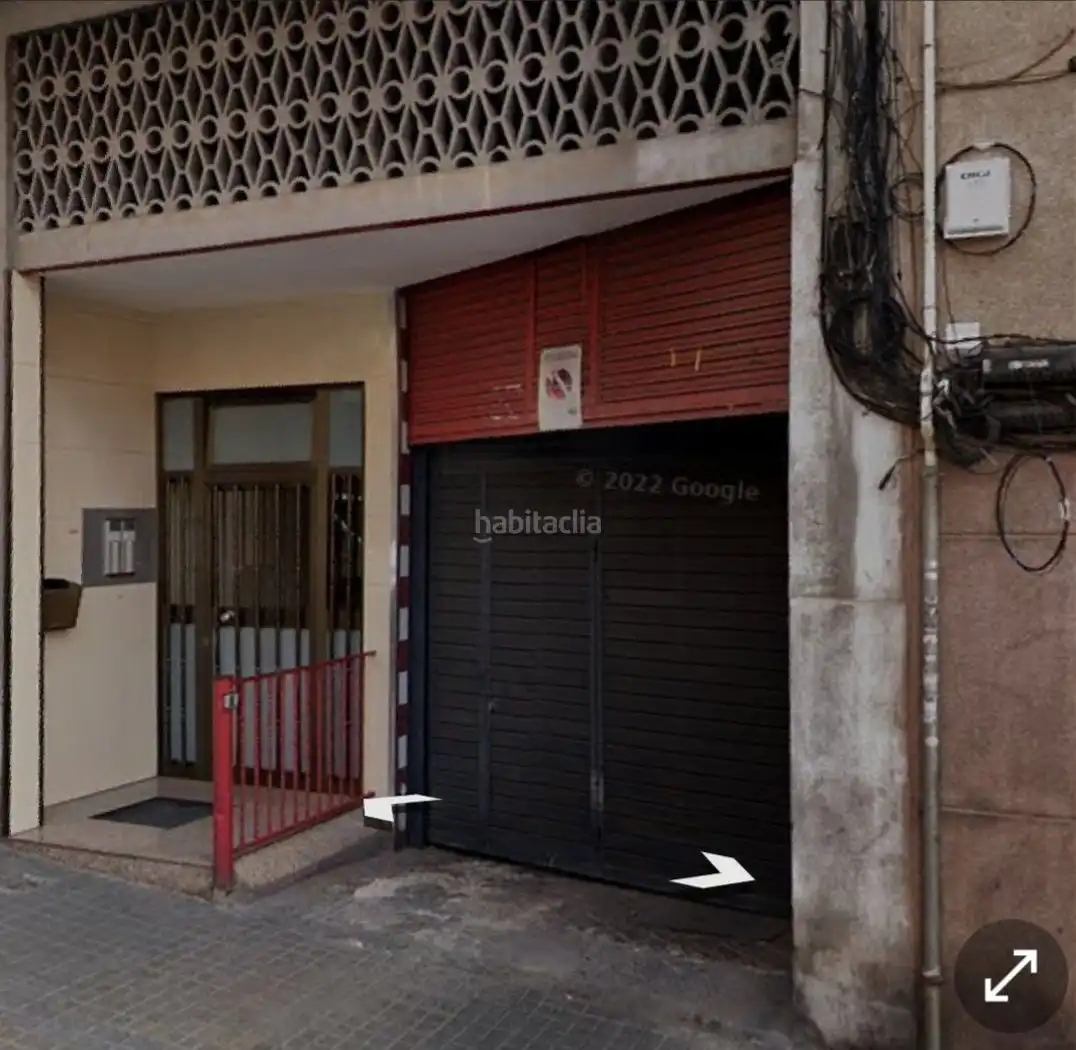Individual en venda a Carrer de Pau Piferrer 104