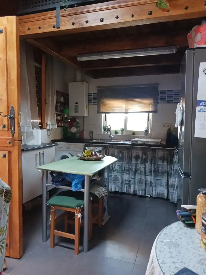 Kitchen of Houses for sale in San Cristóbal de la Vega, Segovia