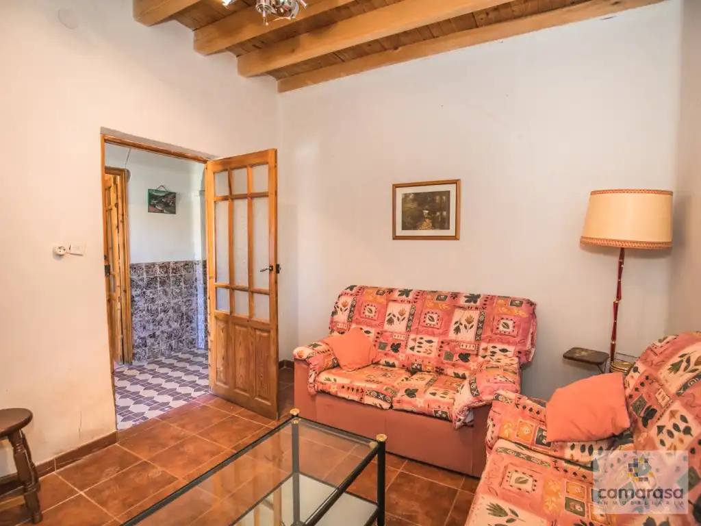 Wohnzimmer von Country house zum Verkauf in Amavida