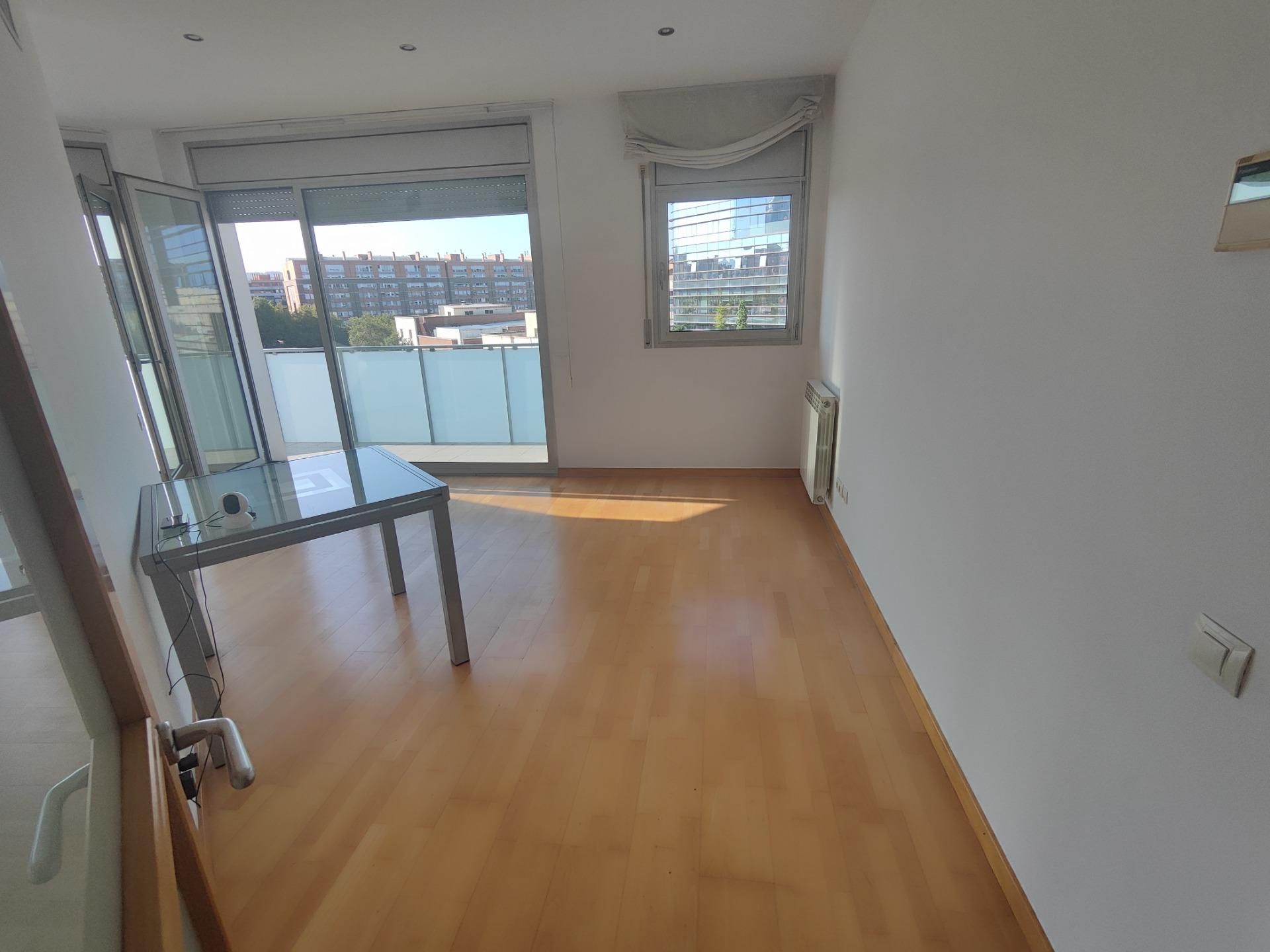 Sala d'estar de Pis en venda en  Barcelona Capital amb Balcó
