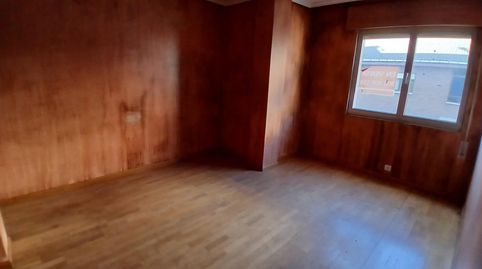 Foto 4 de Piso en venta en Calle Mayor, La Robla , León