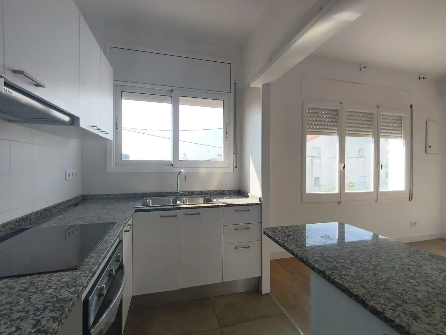 Küche von Wohnung zur Miete in Viladecans mit Klimaanlage, Heizung und Privatgarten
