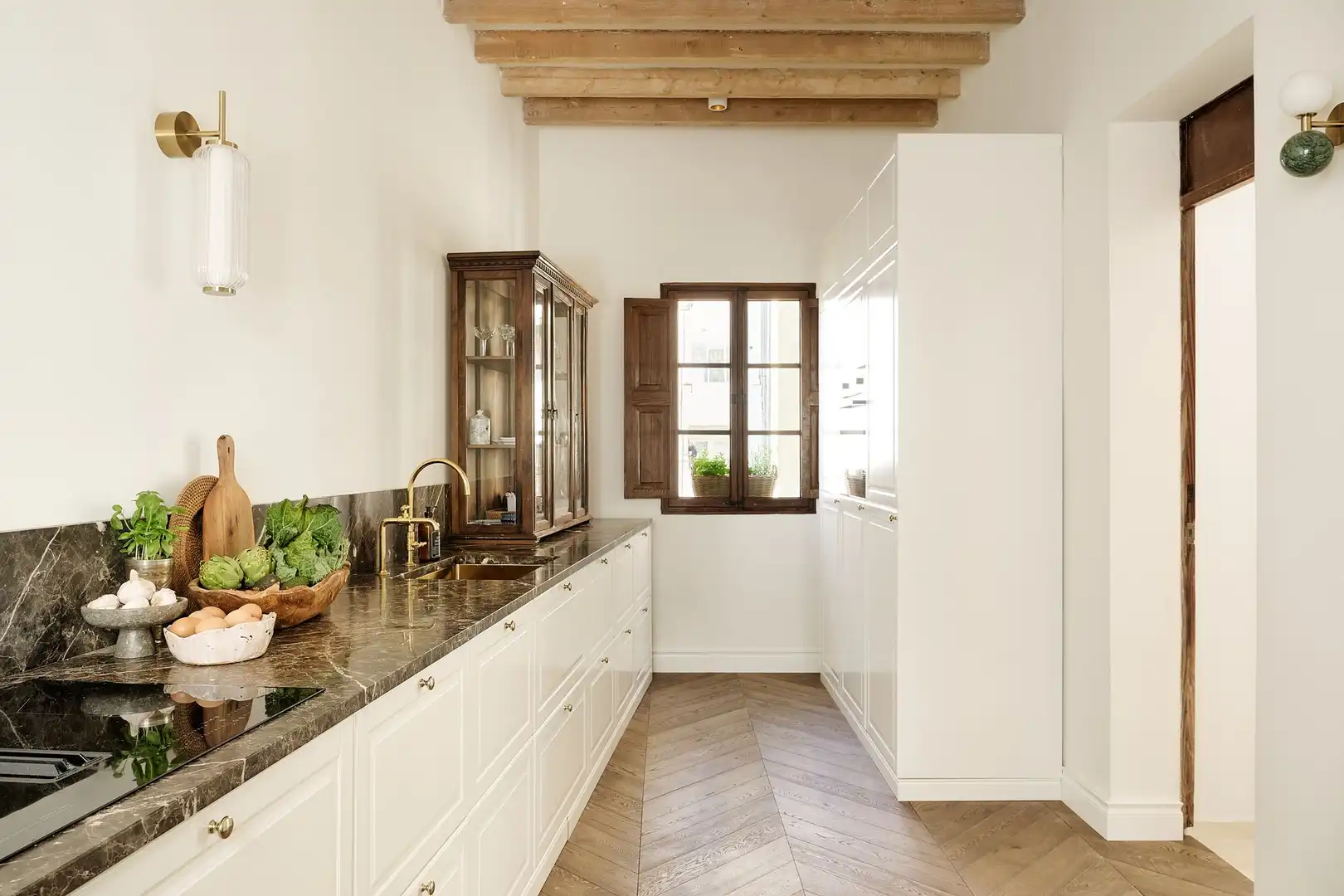 Küche von Wohnungen zum Verkauf in  Palma de Mallorca mit Terrasse und Balkon