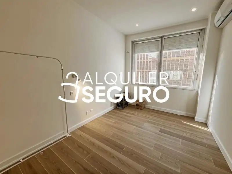 Habitación de Piso de alquiler en Madrid con Aire acondicionado