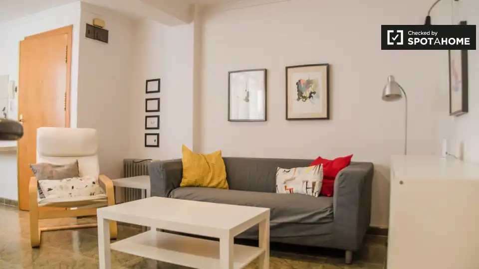 Sala de estar de Piso de alquiler en Valencia con Aire acondicionado, Calefacción y Amueblado