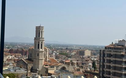 Exterior view of Flat for sale in Figueres  with Balcony