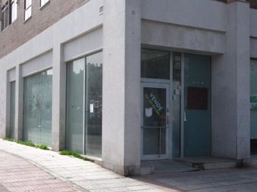 Local comercial en venda a De España