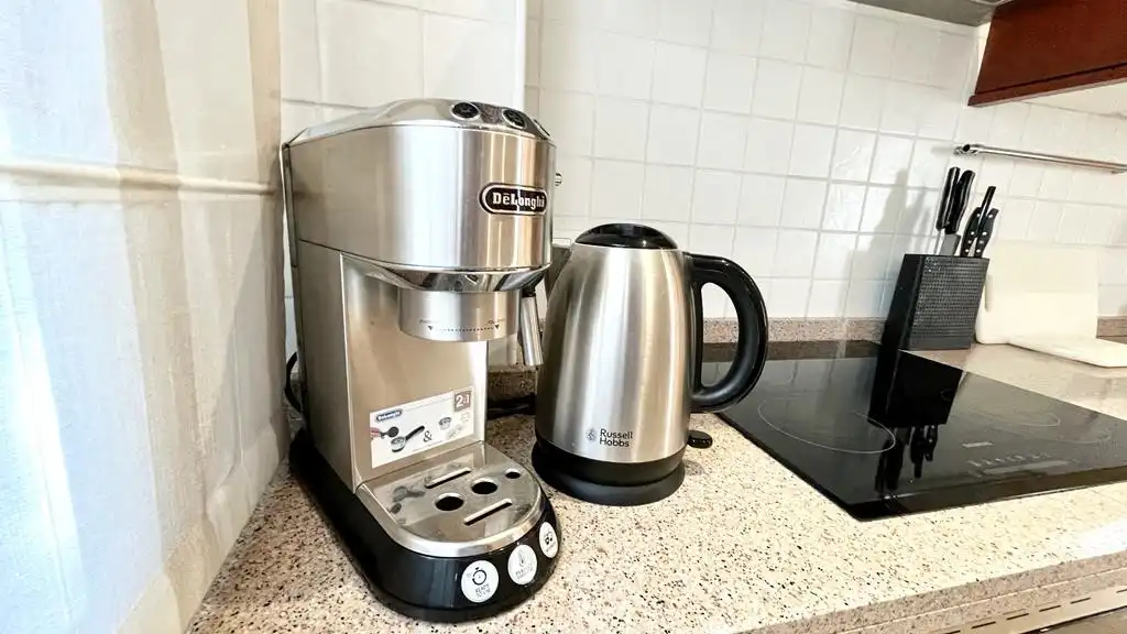 Kitchen of Ground floor for rent in Marbella  with Air Conditioner, Private garden and Terrace