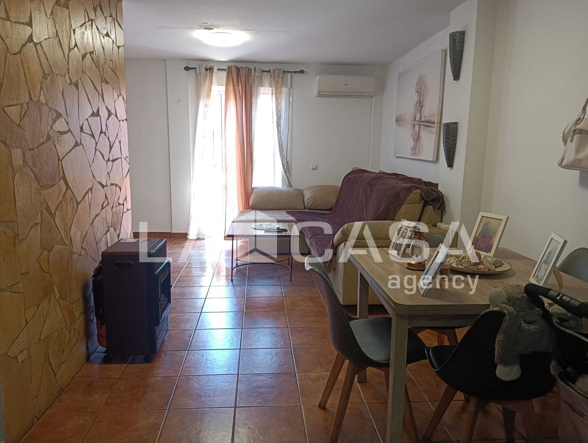 Living room of Single-family semi-detached for sale in Algeciras  with Storage room