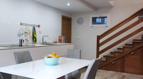 Foto 5 de Casa adosada en venta en Calle Doce, 26, Castropodame, León