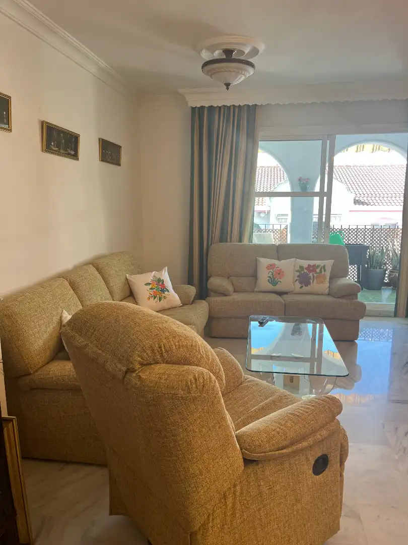 Wohnzimmer von Wohnung zur Miete in Málaga mit Möbliert, Ofen und Waschmaschine