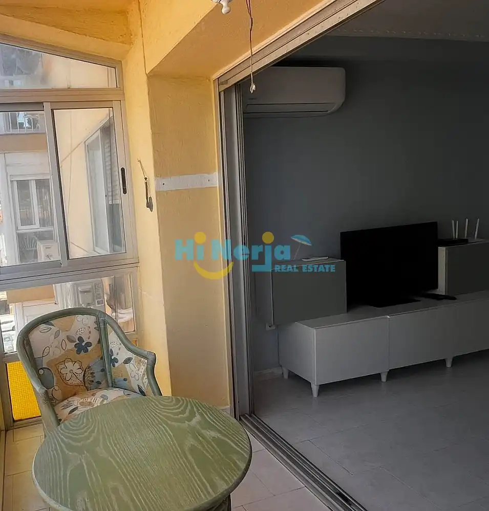 Dormitori de Apartament en venda en Algarrobo amb Aire condicionat, Calefacció i Terrassa