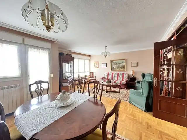 Wohnzimmer von Wohnung zum Verkauf in Gijón  mit Heizung, Parkett und Terrasse
