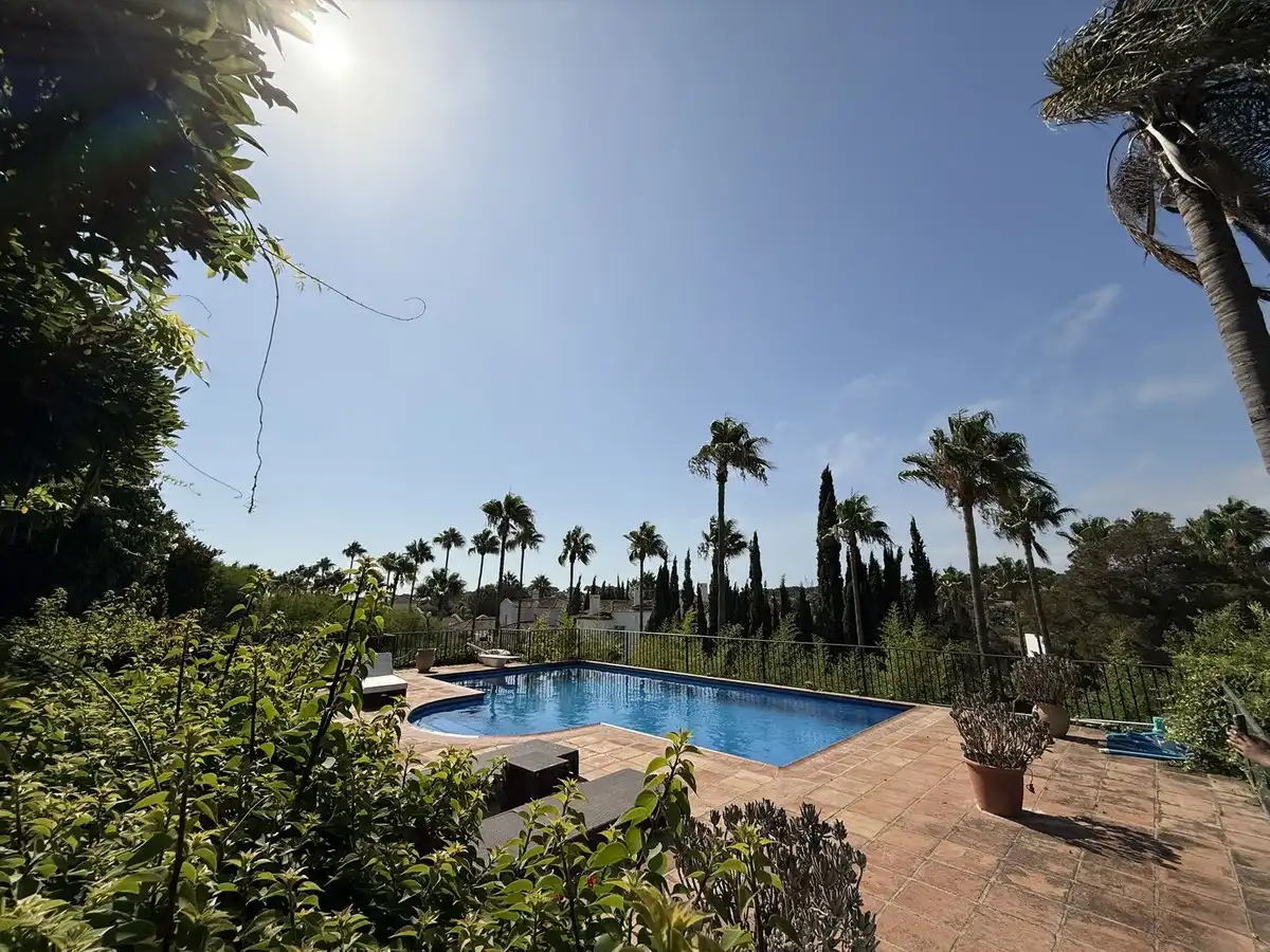 Detached house with pool for sale in Sotogrande Alto, imagen 11