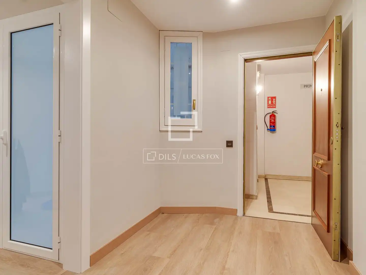 Flat for rent in Barcelona  with Air Conditioner and Parquet flooring