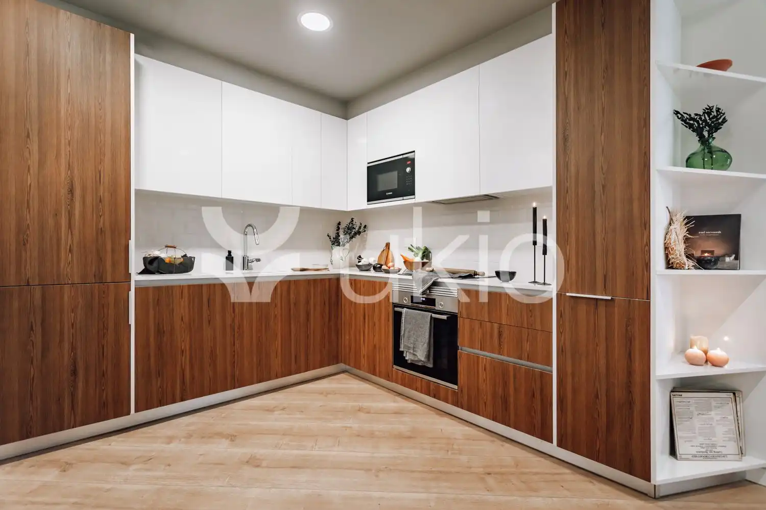 Cocina de Apartamento de alquiler en Barcelona con Aire acondicionado, Calefacción y Amueblado