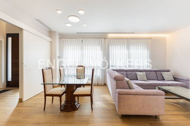 Casa-chalet en Venta en Carrer Francesc Morote en Benifaió