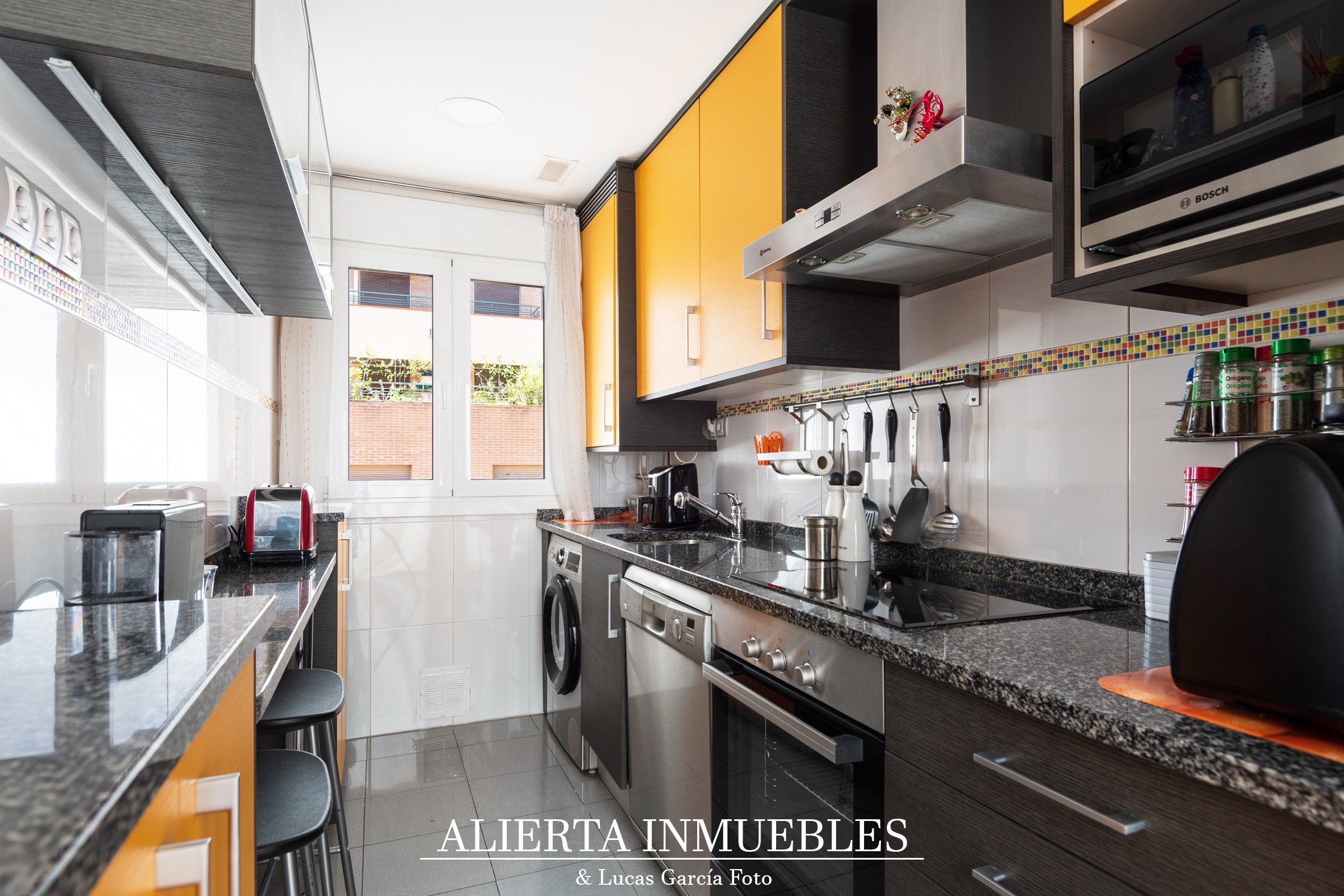 Flat for sale in Parque Miraflores, Centro,  Zaragoza Capital