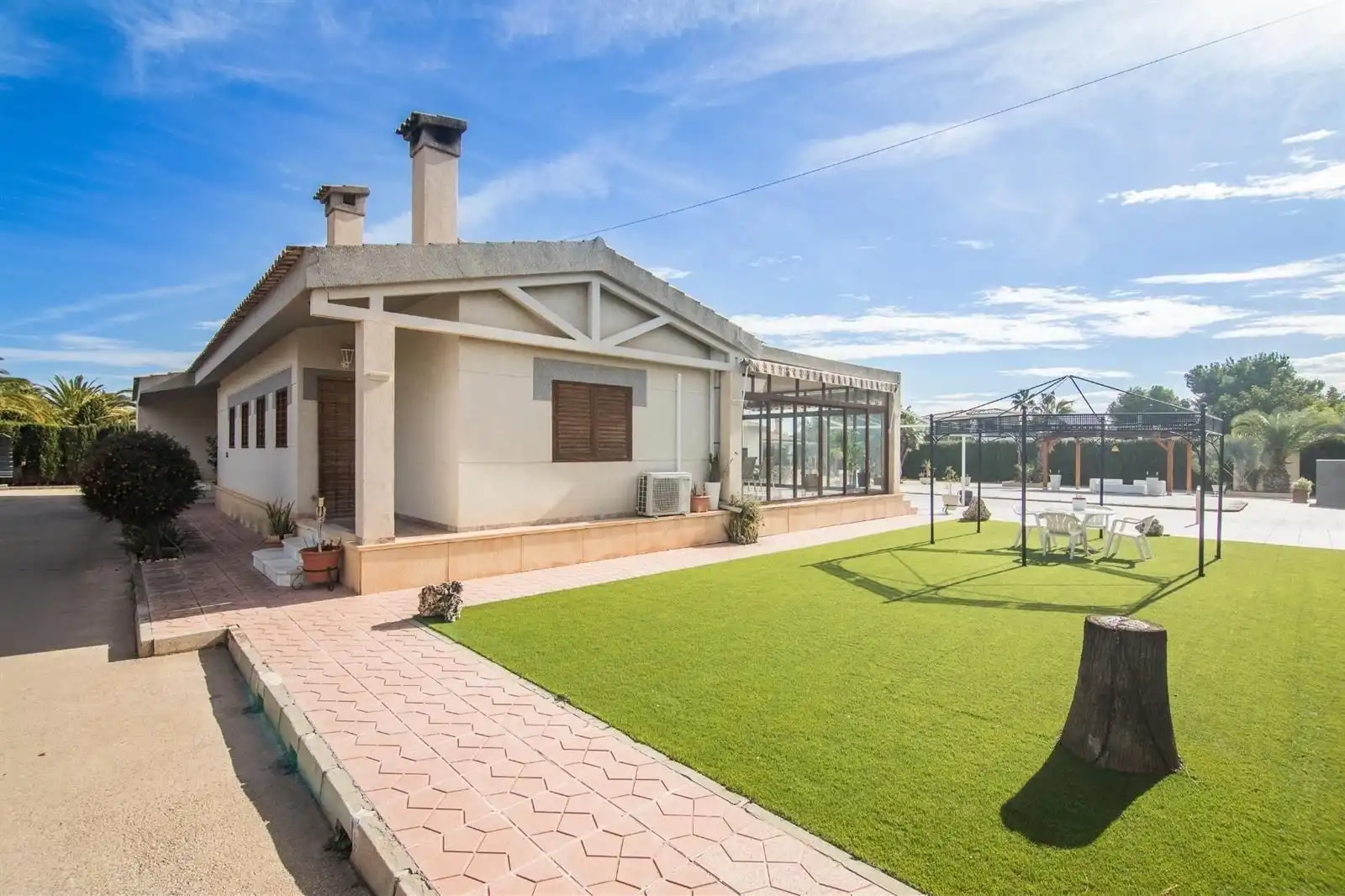 Exterior view of Houses for sale in Elche / Elx
