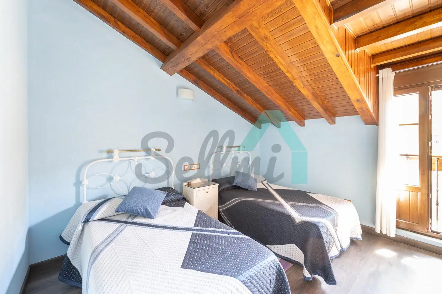Schlafzimmer von Einfamilien-Reihenhaus zum Verkauf in Teverga mit Abstellraum