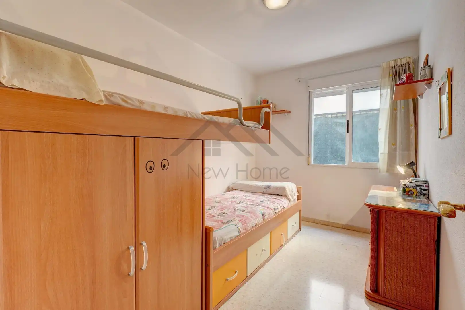Habitación de Piso en venta en La Pobla de Vallbona con Aire acondicionado y Terraza