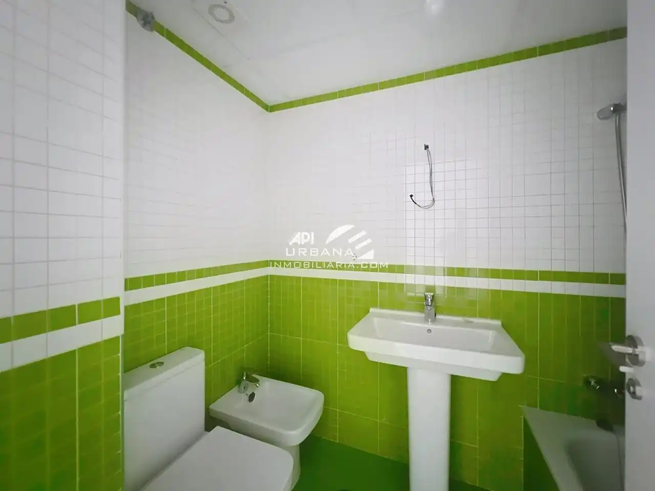 Bathroom of Ground floor for sale in Lucena  with Terrace and Storage room