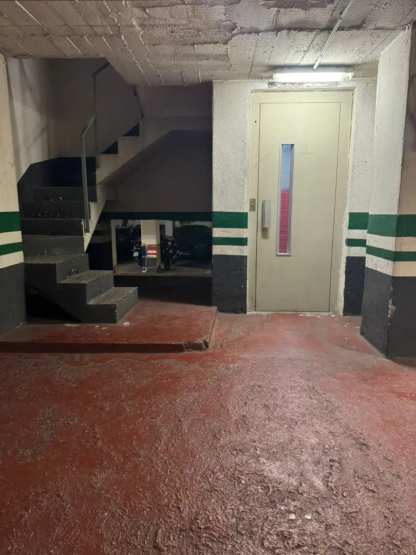Doppelparkplatz mit Aufzug zur Miete in Via Augusta, imagen 11