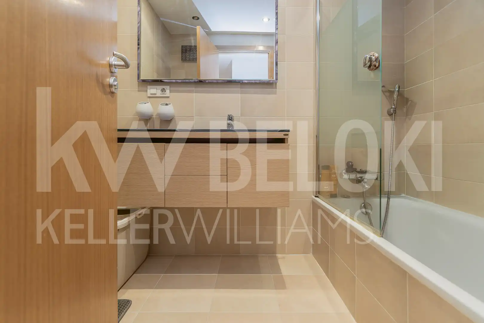Baño de Dúplex en venta en  Pamplona / Iruña con Calefacción y Balcón
