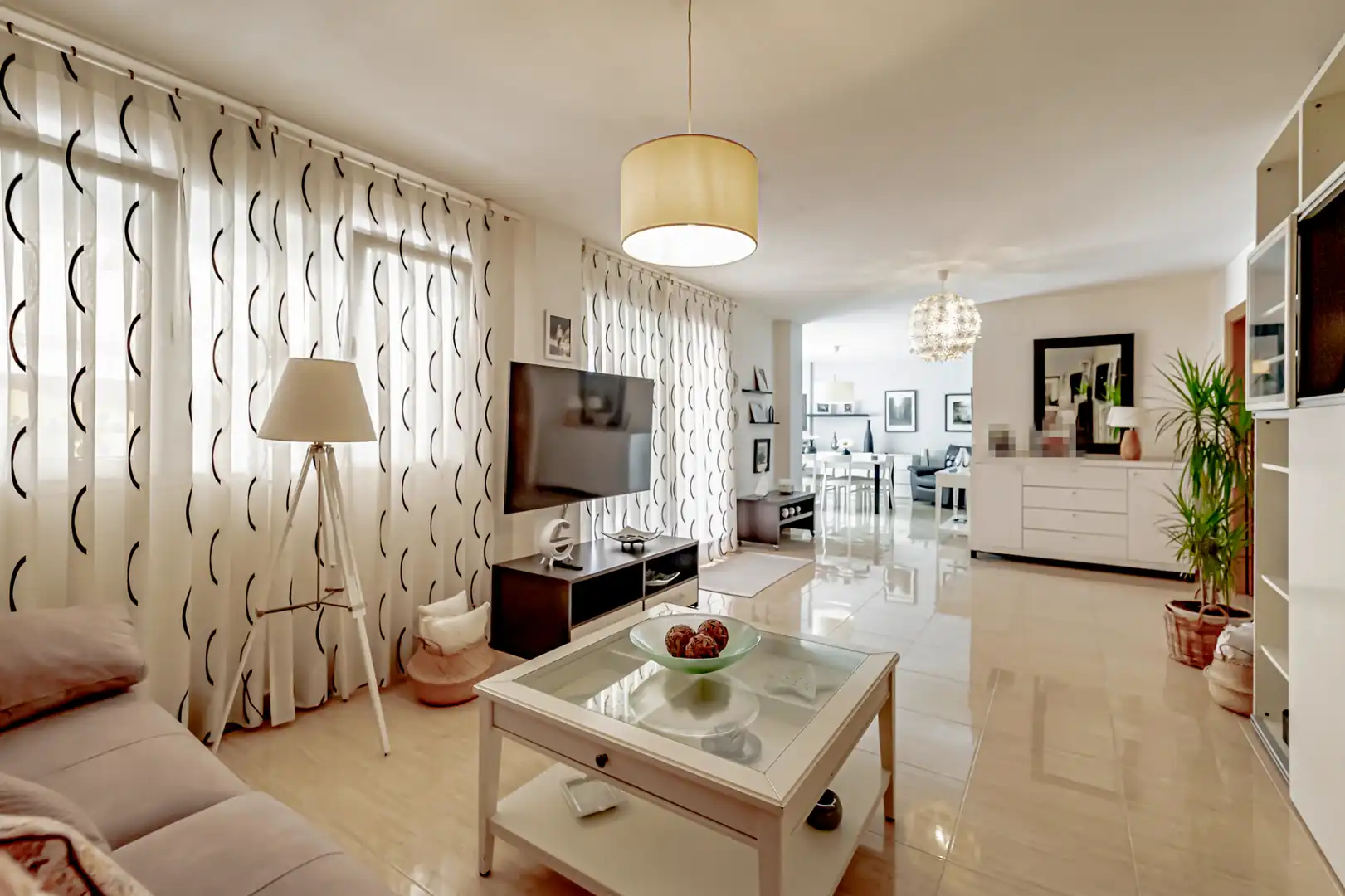Sala de estar de Casa adosada en venta en Guadalajara con Aire acondicionado, Calefacción y Jardín privado