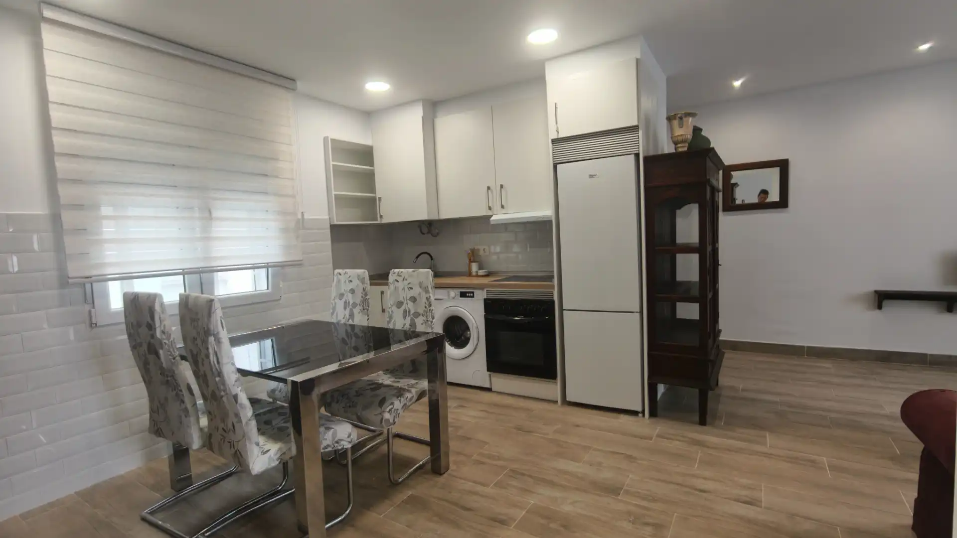 Kitchen of Flat for rent in Avilés  with Heating and Furnished