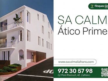 Àtic amb piscina en venda a Carrer de Santa Rosa