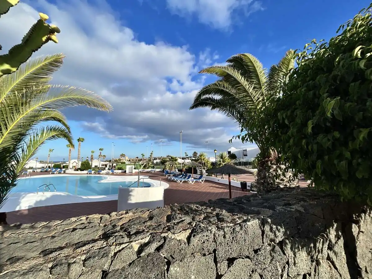 Vista exterior de Dúplex en venta en Teguise con Terraza, Trastero y Amueblado