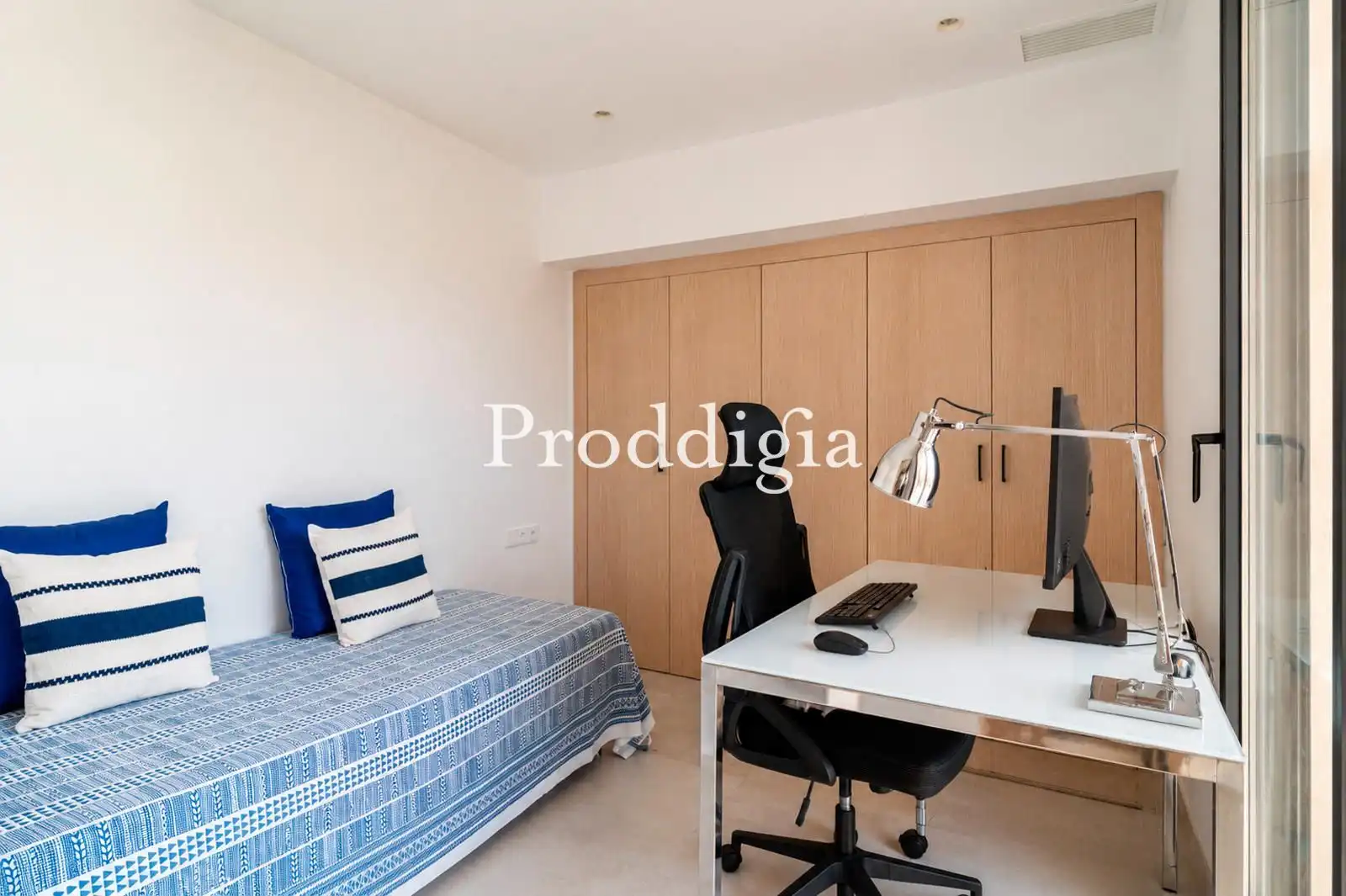 Habitación de Piso en venta en Sant Cugat del Vallès con Aire acondicionado, Calefacción y Terraza