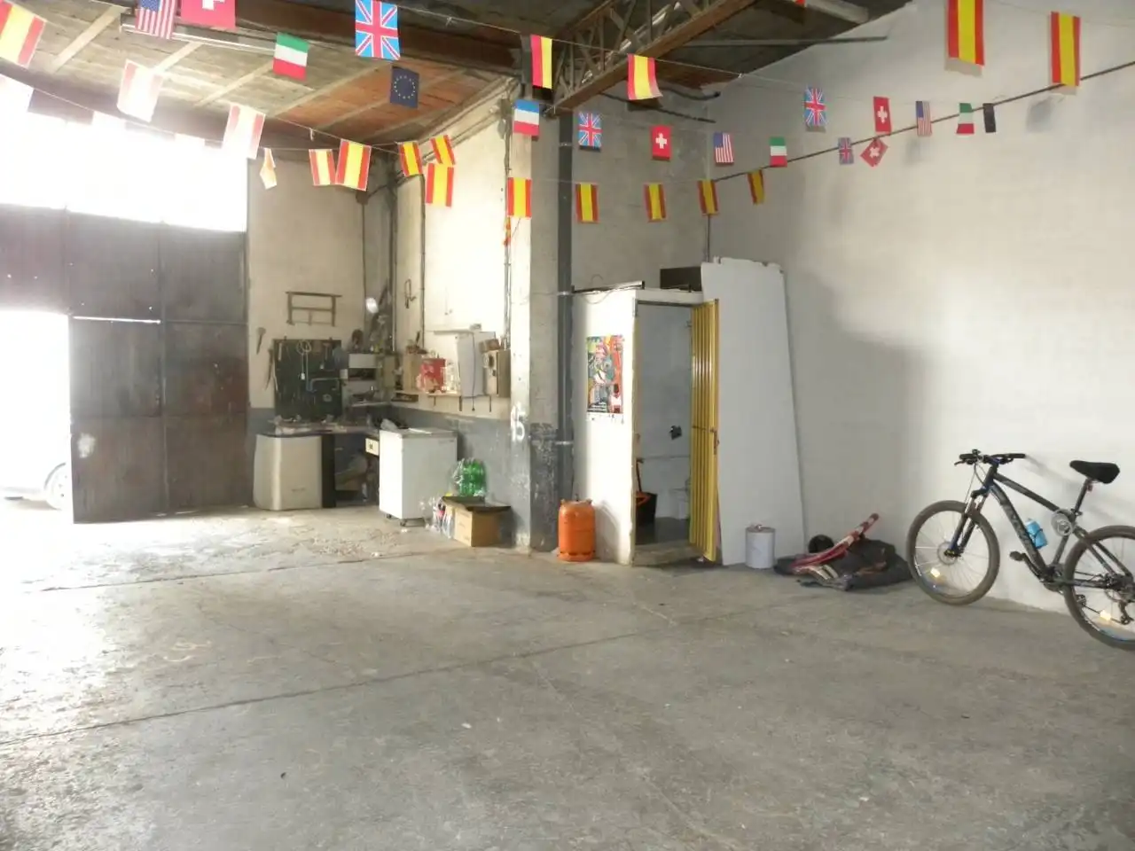 Local comercial en alquiler en Calle Magisterio, imagen 3